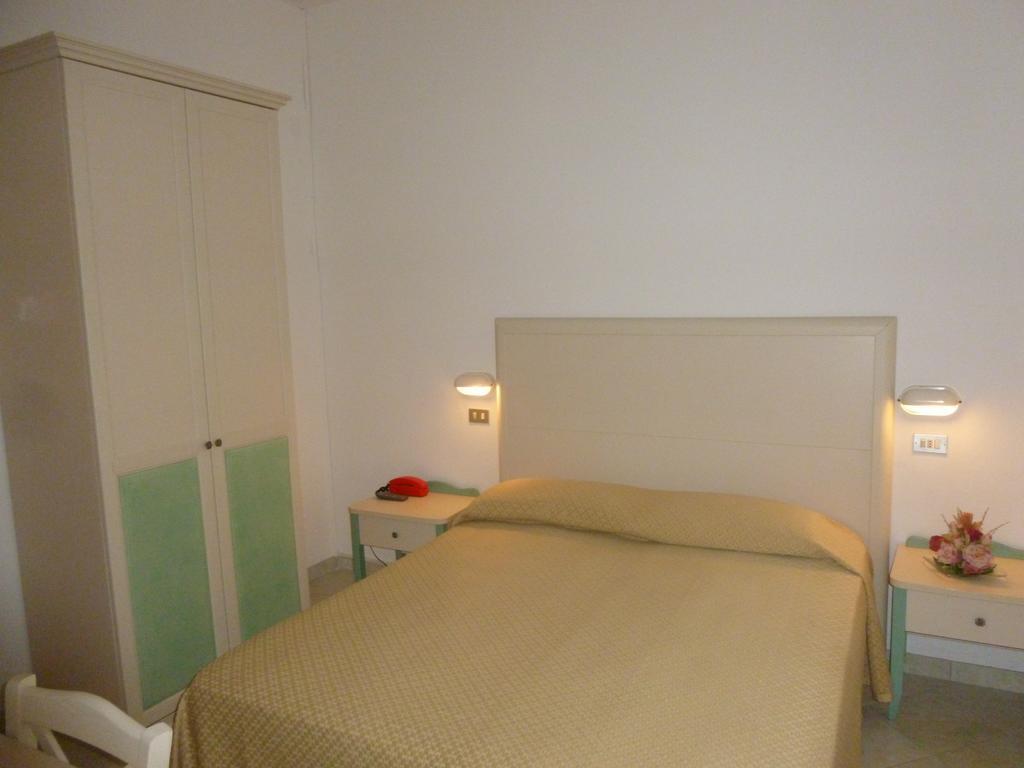 Hotel Basilea Bellaria-Igea Marina Zewnętrze zdjęcie