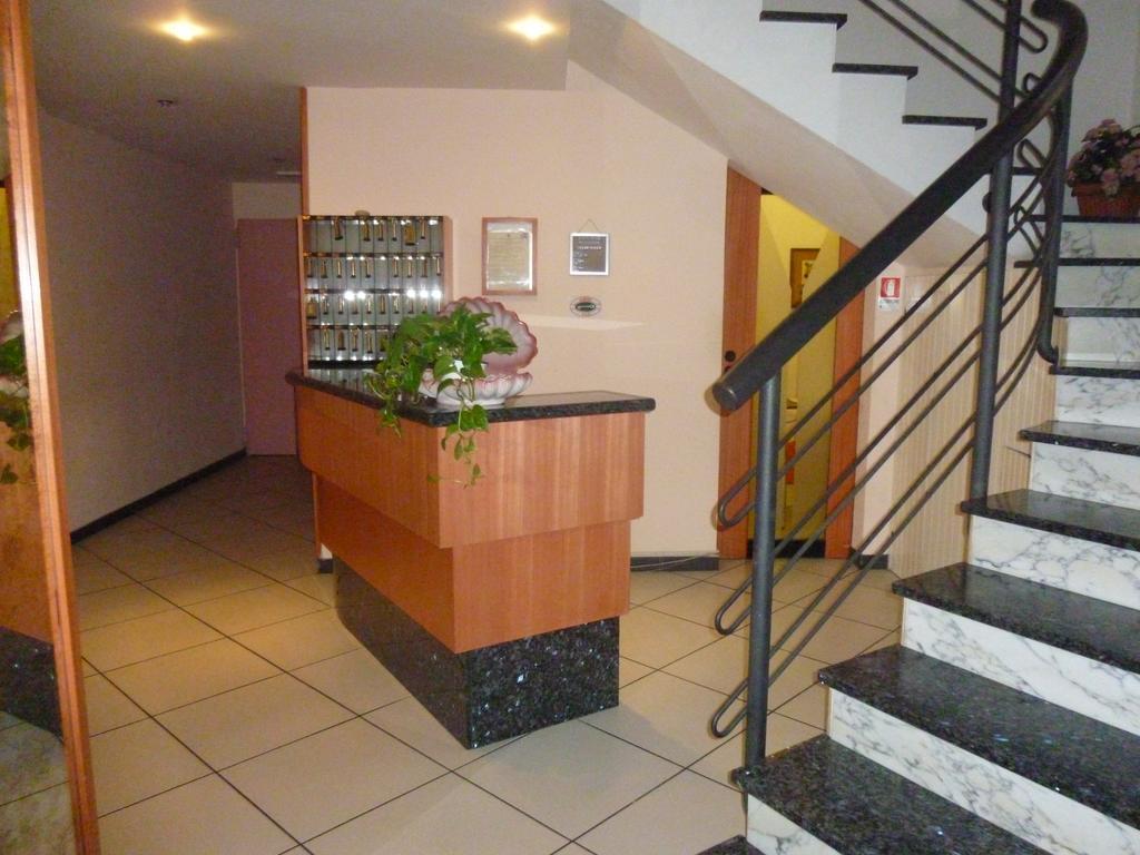 Hotel Basilea Bellaria-Igea Marina Zewnętrze zdjęcie