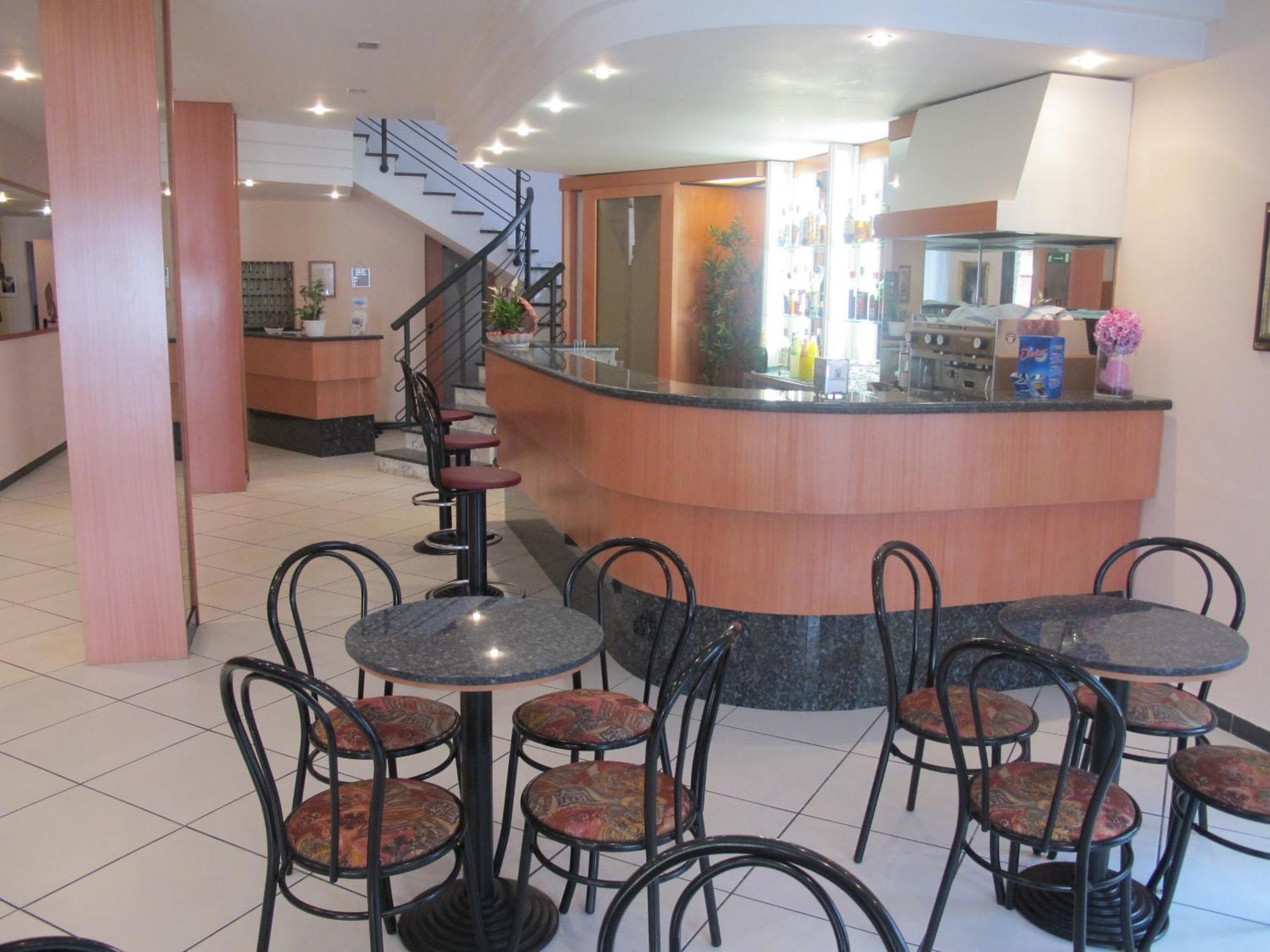 Hotel Basilea Bellaria-Igea Marina Zewnętrze zdjęcie
